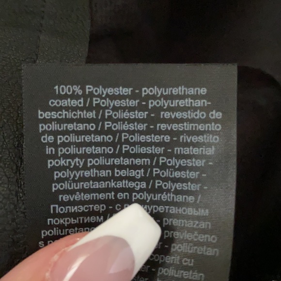 Vero Moda leather look leggings in black - Picture 8 of 8